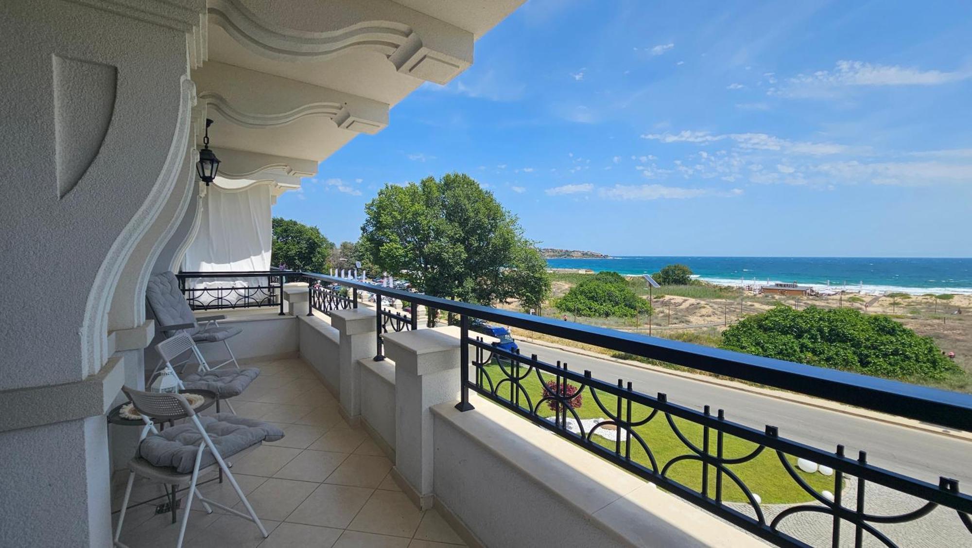 Smokini Beach Apartment Sozopol Exterior photo